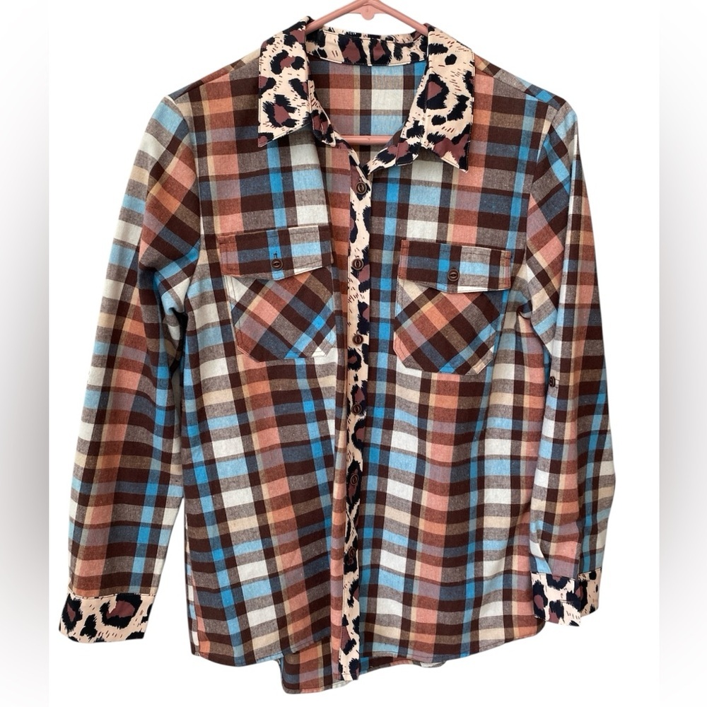 Western Plaid & Leopard Trim Button Down Top Women’s Large Coastal Cowgirl NEW